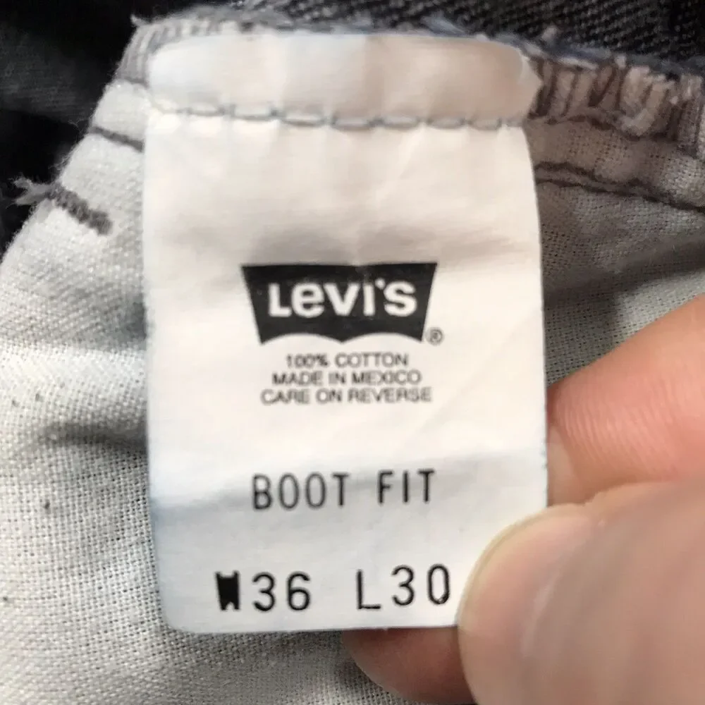 Y2K LEVIS SILVERTAB Boot Fit Jeans Men 36x30 Dark Distressed Made in Mexico '01